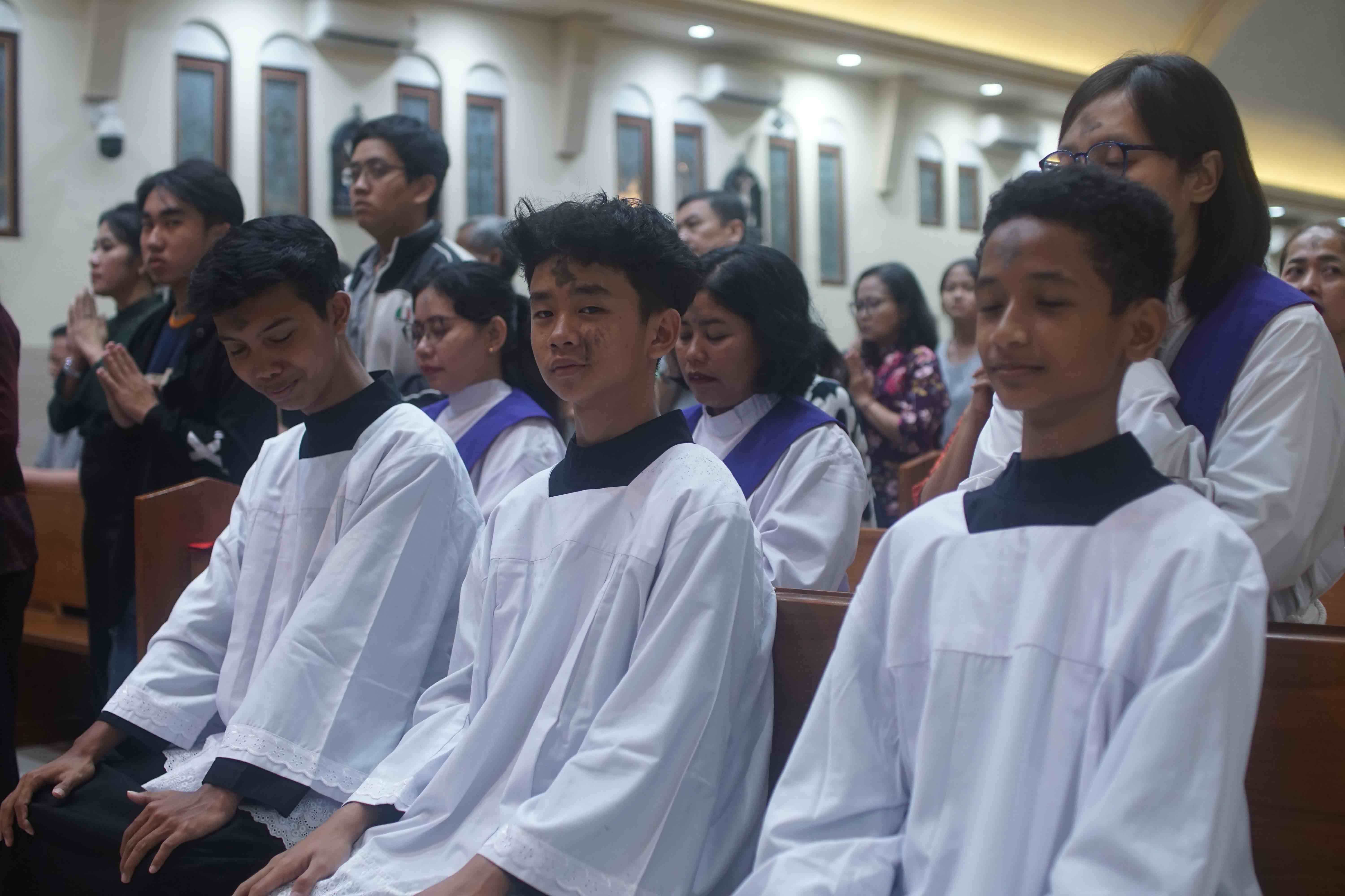 GRJ250305-1 Rabu Abu 